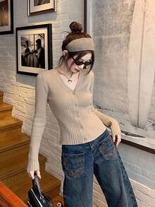 V-Neck Ribbed Knit Cardigan Women's Autumn Slim Fit Waist-Cinching Long Sleeve Top, Suitable For Office Commute And Casual Outings - Khaki - View 1