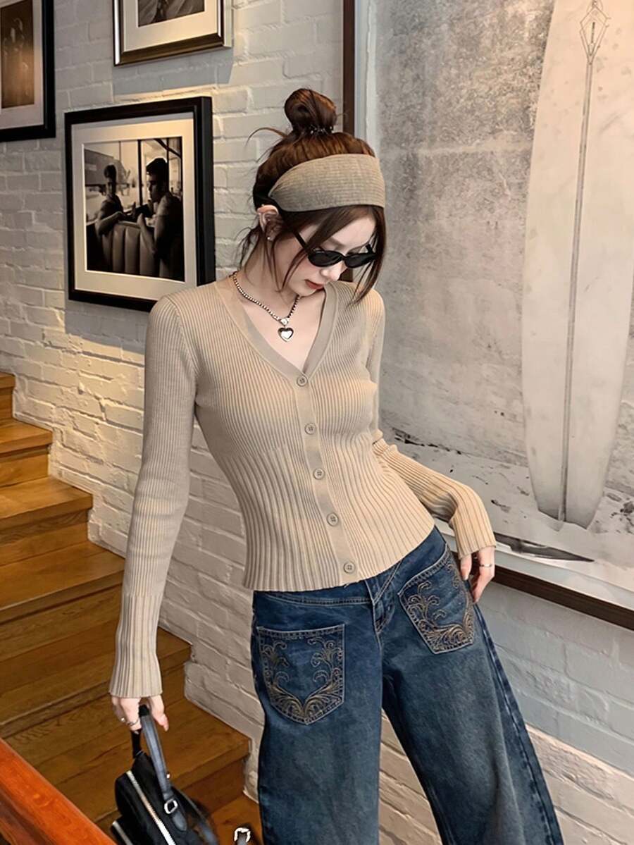 V-Neck Ribbed Knit Cardigan Women's Autumn Slim Fit Waist-Cinching Long Sleeve Top, Suitable For Office Commute And Casual Outings - Khaki - View 1