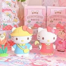 SANRIO 1件/3件/8件 Hello Kitty 換裝日記盲盒公仔娃娃，可愛桌面裝飾禮物 - 彩色 - 查看 3