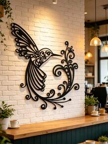1pc Vintage Scroll Floral Hummingbird Iron Wall Decor, Exquisite Hollow Carved Bird Silhouette Hanging Ornament, Suitable For Home, Garden, Indoor/Outdoor, Farmhouse, Yard, Porch, Living Room, Bedroom, Dining Room, Beautiful Bird Decoration, Wall Hanging And Halloween, Ideal Gift Choice - Hummingbird Decorations - View 3