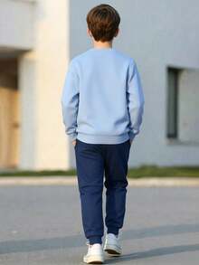 Boys' 2-Piece Set, Light Blue Round Neck Striped Top With Navy Blue Colorblock Jogger Sweatpants, Simple Daily Commute Student Versatile Casual Outfit, Autumn/Winter - Blue - View 4