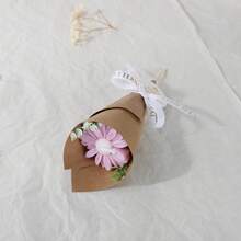 1PC Mini Daisy Flower Bouquet Scented Candle,4.3in/11cm Kraft Paper Wrapped Aromatherapy Soy Wax Candle,Decorative Table Ornament,Home Fragrance Decor,Gift For Women,Birthday Holiday Wedding Favor - B - View 10