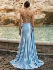 Gaun Pesta Satin Biru Es Elegan Lvnes, Hiasan Berlian Imitasi di Pinggang, Tali Bahu Tipis, Belahan Tinggi, Tali Ikat Belakang, dan Punggung Terbuka - Baby Blue - View 2
