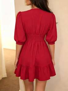2026 New French Elegant Red Design Deep V-Neck Bodycon Waist-Cinching Slimming High-Waist Puff Lantern Sleeve Ruffle Hem Short Dress, Independence Day Holiday Style Casual Dating Women's Short Dress - Red - View 4