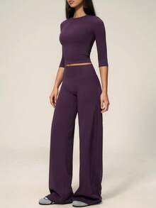 TimeOff Setelan Olahraga Wanita Satu Set: Kaos Lengan Pendek Leher Bulat Warna Polos dan Celana Panjang Lebar - Purple - View 10