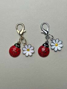 Juego de 5/2/1 piezas Llavero colgante exquisito de mariquita de la suerte y margarita, colgante de insecto de dibujos animados de aleación para bolso, anillo de llave, colgante para funda de teléfono - Multicolor - Ver 7