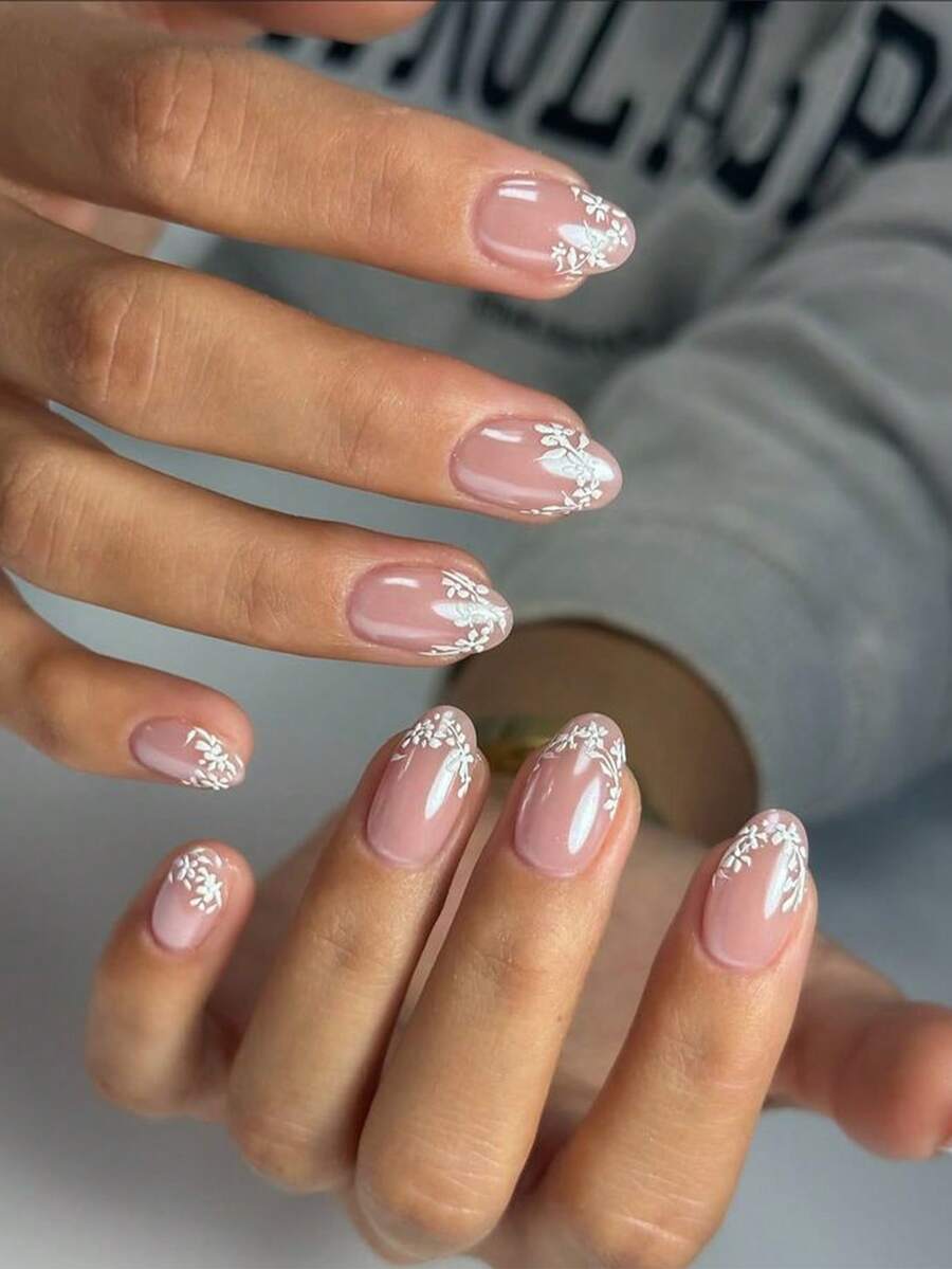 24Pcs Short Oval Press On Nails Set, 3D Embossed White French Flower Pattern Fake Nails, Fresh Minimalist Pastoral Style Nails With Pearlescent Effect, Add Elegance And Softness To Your Look, Perfect For Summer Daily Wear - 白色 - 查看 1
