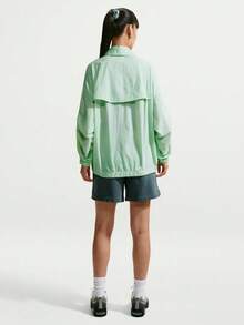 Nike Women's AS W NSW LTWT UV Protective Jacket Woven Hoodless Outerwear IO1521-391 - Green - View 5