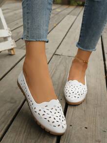 Sepatu Loafer Datar Sol Lembut Berongga dan Bernapas untuk Wanita Paruh Baya dan Lanjut Usia - Putih - View 2