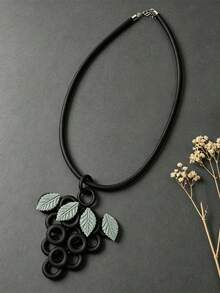 MARLIWOO 1pc Creative Round Grape Drip Pendant Long Necklace, Personalized Minimalist Vintage Adjustable Jewelry, Women's Fashion Necklace - Black - View 3