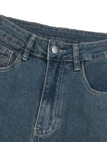 Plus Size Women's Casual Versatile Daily Travel Denim Jeans With Pockets And Buttons - Medium Wash - View 6
