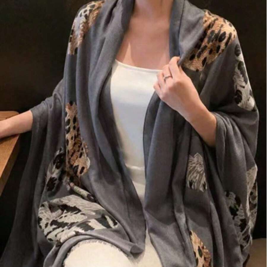 1件豹紋豹子休閒辦公優雅街頭可愛聚酯纖維圍巾 春夏秋冬熱銷 - 灰色 - 查看 1