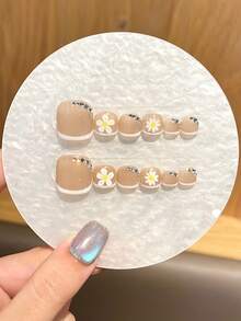 12Pcs Y2K Style Handmade Toenail Patches, Inlaid With Small White Diamonds And Metallic French Patterns, Featuring A Cartoon Detachable Design, Suitable For Women And Girls For Daily Party Wear. Comes With Glue And A Nail File - Champagne - View 12