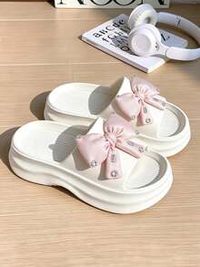 Sandalias tipo slide con plataforma de suela gruesa y lazo de diamantes para mujer, calzado de verano para exterior y playa, nuevas zapatillas de suela blanda de EVA - Blanco - Ver 1