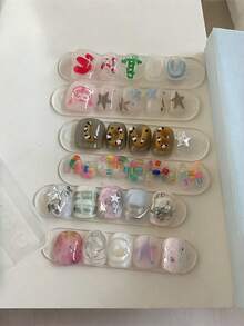 新款 Ins 風可愛卡通動物小女孩美甲矽膠模具 - 無色 - 查看 3