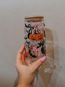 Halloween Rosa Schleife Kürbis & Fledermaus Muster Transparenter Glasbecher mit Bambusdeckel + gebogener Glasstrohhalm, große Kapazität Zuhause Eiskaffee Saft Kaltgetränk Becher, Halloween Party Feiertagsgeschenk Wasserbecher - Verschiedenfarbig - Übersicht 4