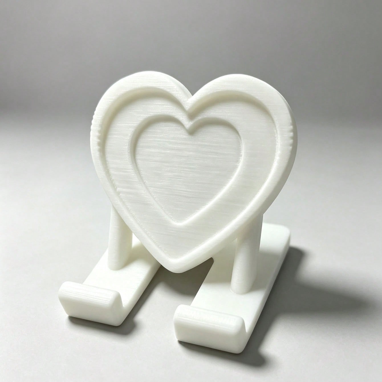 1PC Creative Heart Shaped Phone Holder, Cute Stand For Watching Videos, Decorative Desktop Ornament For Home & Office, Creative 3d-Printed Heart-Shaped Phone Holder – A Desktop Ornament For Home Or Office And A Valentine's Day Gift
