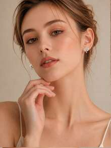 GLIMMER GI 1 Pair Women's Fashion Stud Earrings, S925 Sterling Silver Hypoallergenic Screw Back 3-Flower Design Elegant Elegant High-End Versatile Earrings New Style, Daily Wear/Vacation/Valentine's Day/Birthday Gift [Gift Box Included] - Silver - View 9