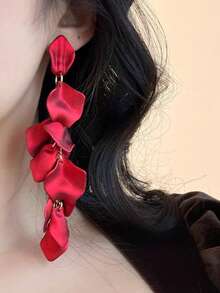 1 Pair Of Fashionable Personalities Exquisite And Elegant Long Petal Earrings Suitable For Women's Daily Commuting ﻿ - Red - View 4