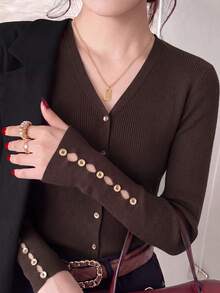 Áo cardigan len gân cổ chữ V nữ thu 2026, dáng ôm, tay dài, màu trơn, áo khoác/áo mặc trong đa năng cài nút đơn, áo len cơ bản đi làm - màu nâu - Xem 6