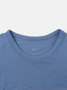 Nike Men's AS M NK DF UV HYVERSE SS TOP Short Sleeve T-Shirt Knit Collarless Short TIV4813-459 - Blue - View 3