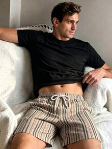 Men's Summer Crew Neck Casual T-Shirt And Casual Shorts Loungewear Set - Black - View 1