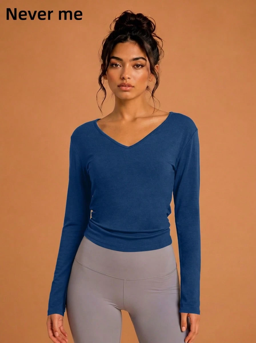 Never me Women's Solid Color V-Neck Side Ruched Cropped Sports T-Shirt - Navy Blue - View 1