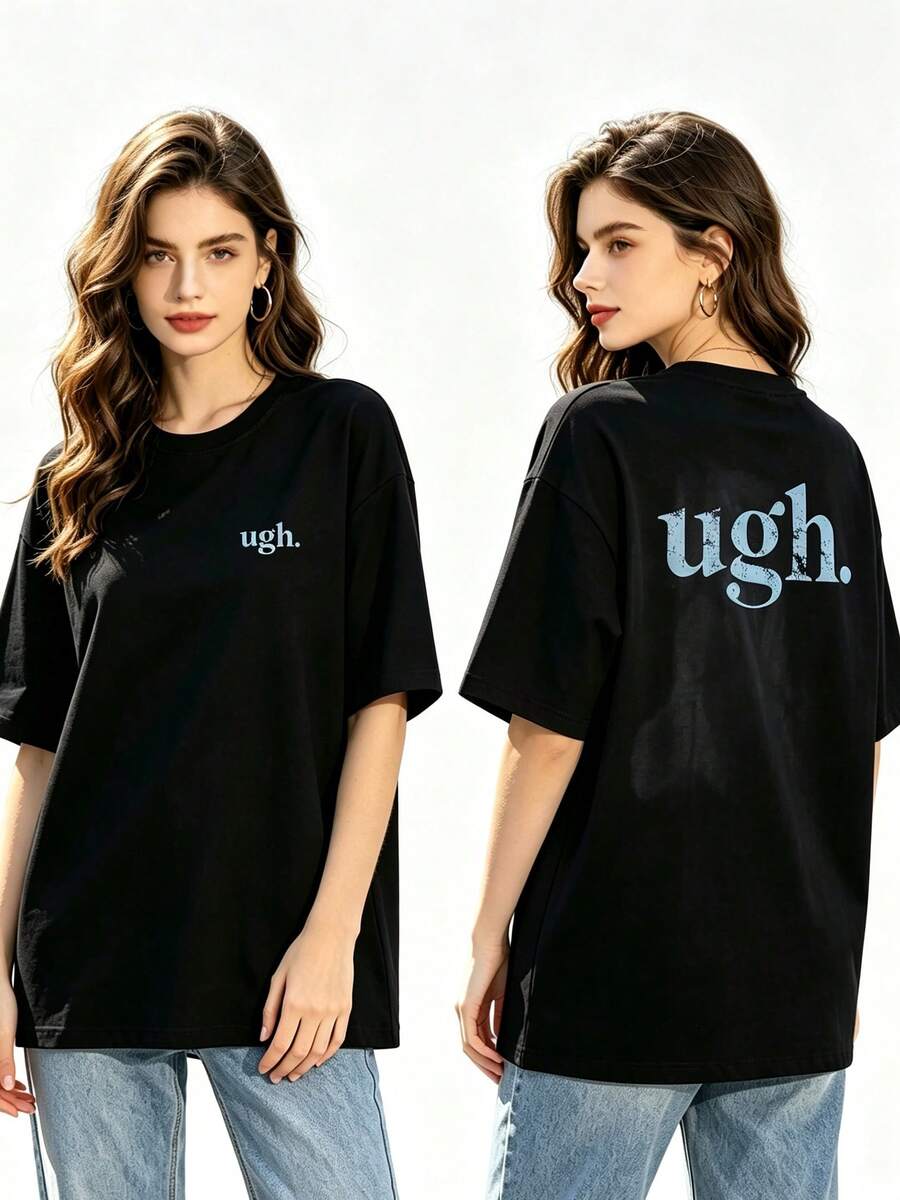 T-shirt nera 100% cotone con stampa testo corsivo "Ugh." azzurro chiaro effetto consumato sul retro e piccolo logo sul petto a sinistra, maniche corte, stile minimal grunge basic per uso quotidiano primaverile - nero - Visualizzare 1