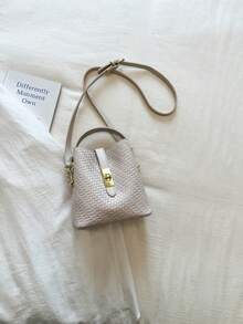 Woven PU Bucket Bag, Handheld & Shoulder Carry, Cream White Delicate Embossed Woven Small Bucket Bag, All-Season Bestseller, Suitable For Office Commute, Shopping, Gentle Date, Short Trip, Afternoon Tea, Store Visit, Targeted At 18-40 White-Collar, Moms, Students, Teachers, Fresh Girls, Metal Rotating Lock, Detachable & Adjustable Wide Crossbody Strap, Simple & Gentle Style Gift Everyday Bag - White - View 5