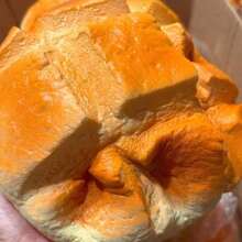 1 pieza Juguete antiestrés de apretar con rebote lento en forma de pan de piña de hojaldre realista, juguete de dedo de TPR color oro cálido para alivio del estrés, adorno de escritorio para alivio de la ansiedad diaria, regalo para fans de conciertos, decoración de escritorio a juego con light stick (estilo aleatorio) - Multicolor - Ver 3