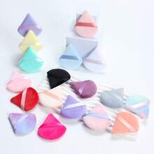 20pcs Large Triangle Powder Puff, Dip The Powder Puff Into Loose Powder And Gently Press Onto The Face To Achieve A Set Makeup Effect. Use The Edge Or Pointed Part Of The Powder Puff To Handle Detail Areas Like The Nose Wings And Eye Corners To Ensure Even Makeup. - Multicolor - View 5