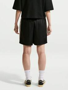 Nike Women's AS W NK CHILL WVN LACE SHORT Woven Shorts IM8386-010 - Black - View 2