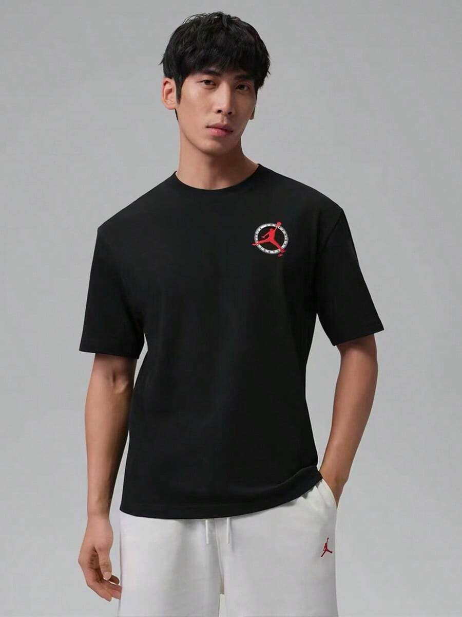 Nike Jordan Flight CLUB Men's Short Sleeve Fashionable Versatile Comfortable Sport Casual Crew Neck T-Shirt - Black - View 1