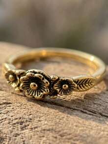 Bohemian Flower Leaf Carved Ring For Women Vintage Golden Tone Stackable Statement Ring Daily Mother's Day Birthday Anniversary Gifts - Golden - View 4