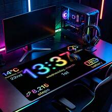 Alfombrilla de ratón con patrón de reloj digital creativo 2D plano, alfombrilla de escritorio multifuncional antideslizante con pantalla de información que muestra temperatura, clima, recuento de pasos y nivel de batería, para juegos y oficina - Ver 2