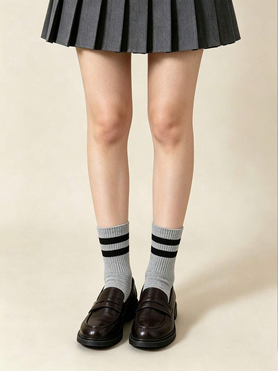 1 Pair Women's Grey Striped British Academy Style Two-Stripe Patchwork Mid-Calf Socks, Autumn/Winter, Suitable For Back To School, Halloween And Other Holidays - Multicolor - View 1