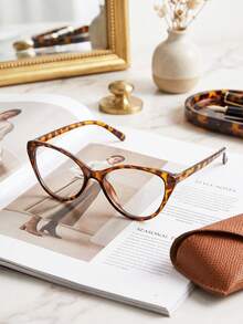 1 Pair Unisex Couple Retro Cat Eye Clear Lens Glasses, PC Material, Summer Daily Commute, No-Makeup, Casual Social, Styling Outfit, Short Trip, Relaxed - Clear - View 10