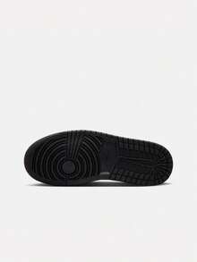 Teenager JORDAN COURT CONNECT LOW (GS) Casual Shoes Low-Top IQ6016-006 - Black - View 5