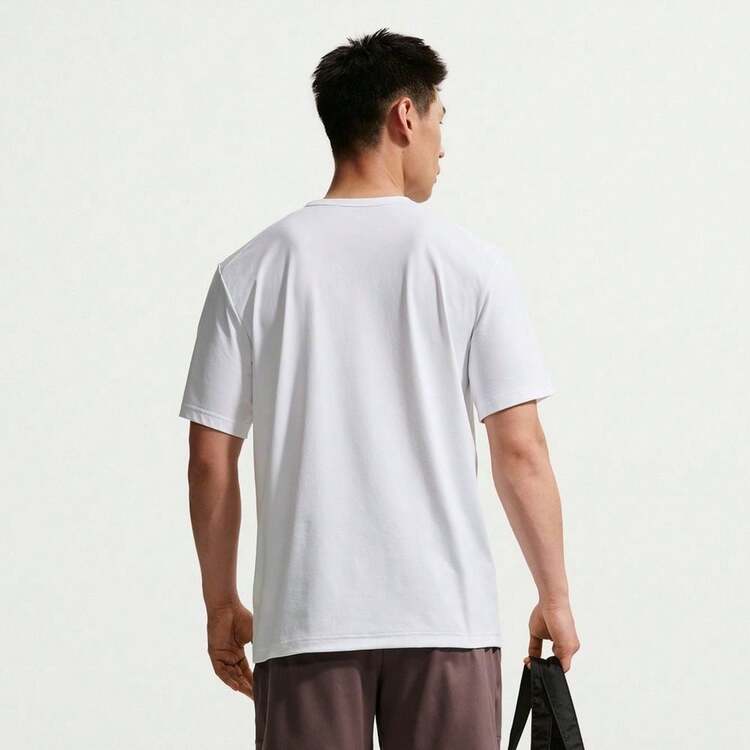 Nike HYVERSE DRI-FIT 輕薄套頭圓領短袖速乾T卹 男款 - 白色 - 查看 3