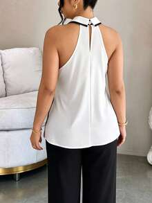 Plus Size Women's Spring/Summer Sleeveless Black & White Contrast Collar Tie Contrast Elegant Commuter Blouse - Black and White - View 3