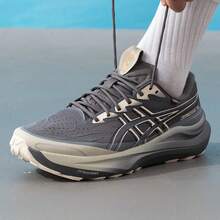 Asics Women Running Shoes - 深灰色 - 查看 3