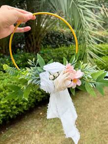 新娘手持多色金屬花環,配緞面絲帶與人造花,婚禮拍照道具珠寶花環 - 彩色 - 查看 4