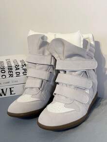 ISA New 2026 Women's High-Top Sneakers, Casual Style, With Concealed Wedge Heel And Matching Colours. - 糯米白色 - 查看 4
