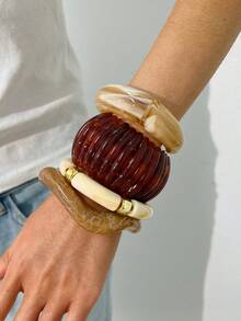 Vintage 4pcs/1pc Fashion Elegant Exaggerated Old Money Style Geometric Irregular Brown Beige Acrylic Vertical Strip Bamboo Joint Elastic Bracelet Stacked Curved Wide Face Coffee Color Resin Tie Dye Open Bangle Set Minimalist Unique Chunky Y2K Stacked Jewelry Suitable For Women Summer Beach Vacation Party Gathering Date Gift Daily Wear Versatile Jewelry - Multicolor - View 2