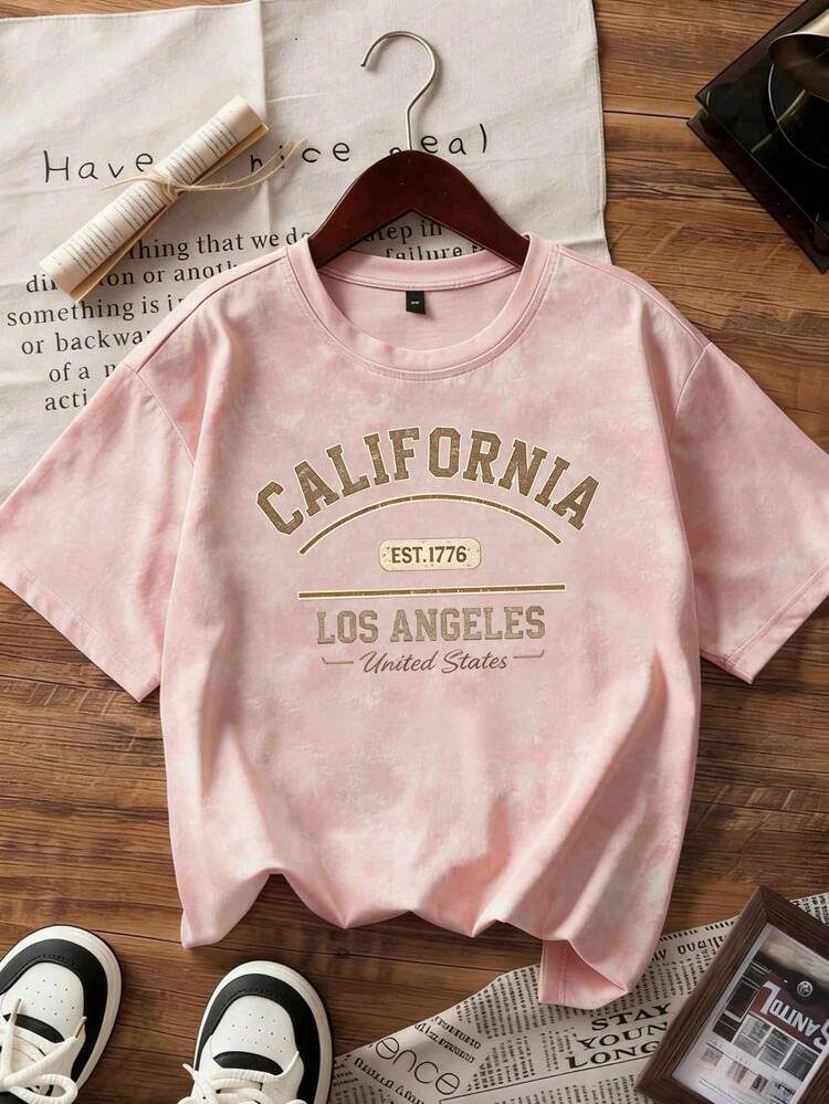 甜辣風櫻花粉紮染短袖韓版寬鬆落肩 California 字母印花女款休閒夏季 T-shirt - 粉紅色A - 查看 2