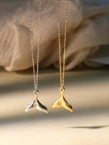 1pc Minimalist Gold & Silver Stainless Steel Fish Tail Pendant Necklace Chain, Suitable For Women To Wear During Work, Leisure, Outings, And Beach Vacations - Necklace - View 3