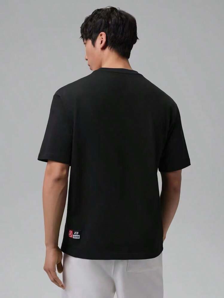Nike Jordan Flight CLUB 男子短袖時尚百搭舒適運動休閒風圓領短袖T卹 - 黑色 - 查看 2