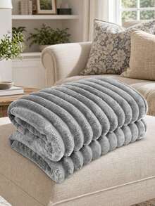 1 Pc Solid Color Flannel Blanket, Soft Cozy Wool Blanket, Available In Multiple Sizes, Christmas Blanket Suitable As Bedspread & Sofa Throw, Can Be Used In Winter And All Seasons, Fit For Sofa, Bed, Chair, Etc. - Light Grey - View 6