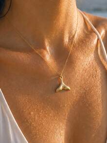 1pc Minimalist Gold & Silver Stainless Steel Fish Tail Pendant Necklace Chain, Suitable For Women To Wear During Work, Leisure, Outings, And Beach Vacations - Necklace - View 1