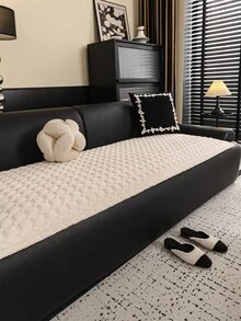 SANMOSPIN 1 Buah Bantal Sofa Mewah Berlapis dengan Lis, Pola Kotak Minimalis, Kerajinan Berlapis, Cocok untuk Musim Gugur/Dingin, Bantal Sofa Mewah yang Lembut dan Nyaman, Aman untuk Hewan Peliharaan, Dapat Dicuci dengan Mesin, Penutup Pelindung untuk Dekorasi Kamar Tidur, Ruang Tamu, Kantor, dan Rumah - Putih - View 1